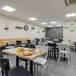 Centre ホテル 3*