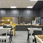 Centre ホテル 3*
