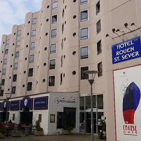 Centre Hotel 3*