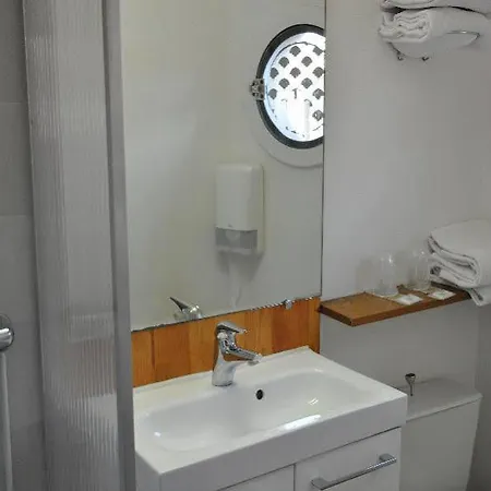 Hotel Centre 3*